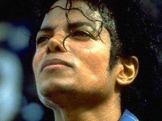 Рекордный для звукозаписывающей индустрии контракт общей стоимостью 250 млн долларов заключили компания Sony Music и наследники "звезды поп-музыки" Майкла Джексона
