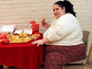 Жительница американского штата Нью-Джерси, которая занесена в Книгу рекордов Гиннеса как "самая толстая мама" в мире, хочет побить собственное достижение, увеличив свой и без того немалый вес в два раза