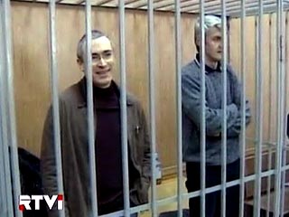 Михаил Ходорковский сформулировал ряд вопросов Владимиру Путину и хочет, чтобы тот ответил на них в зале суда