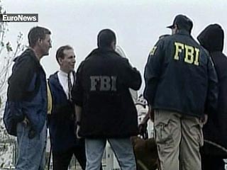 Расследованием преступления занимается ФБР, однако о каких-то "зацепках" пока не сообщается