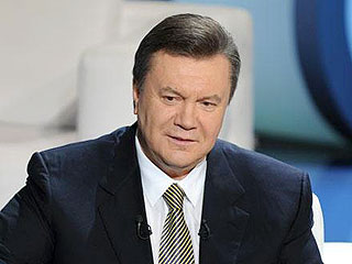 Янукович уволил командующего ВМС Украины, который был инициатором информационной войны против базирования флота РФ в Крыму
