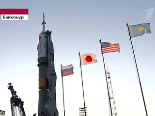 Россия изыскала возможность увеличить количество запусков космических кораблей "Союз", что позволит с 2012 года возобновить полеты космических туристов, приостановленные в текущем году