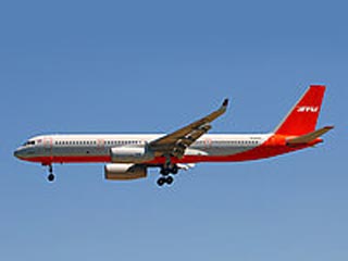 Как рассказала "Интерфаксу" в воскресенье родственница одного из пассажиров Ольга Королева, лайнер Ту-204 авиакомпании "Авиастар" Ульяновских авиалиний вылетел рейсом1905 в Египет в четыре утра.