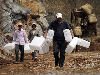 Сильнейшая засуха  в Китае затронула уже свыше 50 млн человек, из них по крайней мере 16 млн мучаются без достаточного количества питьевой воды