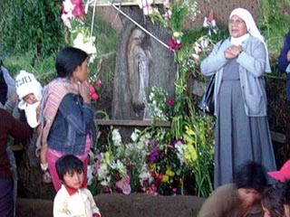 Накануне католической Пасхи, которая отмечается 4 апреля, в перуанском городе Уанкайо в провинции Чупака верующим явился образ Девы Марии