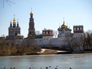 РПЦ хочет получить все ценности Новодевичьего монастыря и готова отвечать за сохранность не только его стен