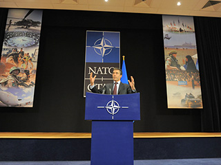 Генеральный секретарь НАТО Андерс Фог Расмуссен призвал страны Северного альянса к более тесному сотрудничеству с Россией