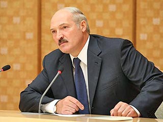 В четверг, накануне 14-й годовщины подписания союзного договора белорусский лидер Александр Лукашенко выступил с очередным выпадом в адрес РФ