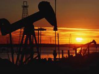 Нефть взлетела выше 85 долларов, российский фондовый рынок вернулся в докризисный август 2008