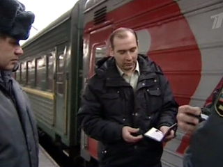 После терактов в Москве  и Кизляре  транспортная милиция осуществляет 100-процентный досмотр пассажиров, прибывающих и отбывающих в Северо-Кавказский регион