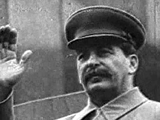 Плакаты с изображением Иосифа Сталина все-таки появятся на улицах Москвы, несмотря на массовые протесты и правозащитников, и федерального центра, и рядовых граждан