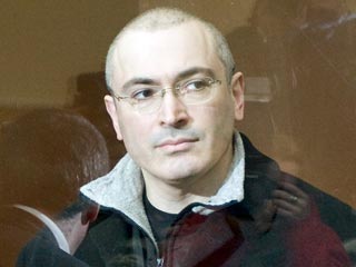 Экс-глава нефтяной компании ЮКОС Михаил Ходорковский продолжит давать показания в Хамовническом суде Москвы