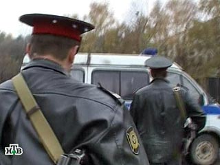 В Ставропольском крае милиция разыскивает пятерых налетчиков, которые совершили разбойное нападение на дачу помощника президента Чеченской республики