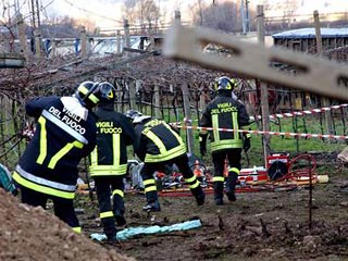 Шесть человек погибли, десятки получили ранения в результате схода с рельсов пригородного поезда на севере Италии, в области Мерано.
