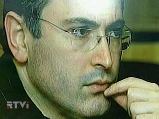 Экс-глава нефтяной компании ЮКОС Михаил Ходорковский в пятницу продолжит выступать с комментариями, которые, по его мнению, опровергают обвинительное заключение