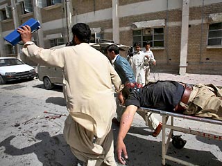 Смертник взорвал пакистанскую больницу: погибли не менее 10 человек