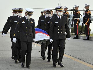 КНДР заявила сегодня, что она не причастна к крушению корабля "Чхонан" южнокорейских военно-морских сил.