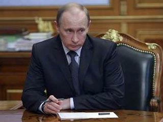 Премьер-министр РФ Владимир Путин раскритиковал власти Мурманска за имевшие место факты дублирования платежных документов за услуги ЖКХ