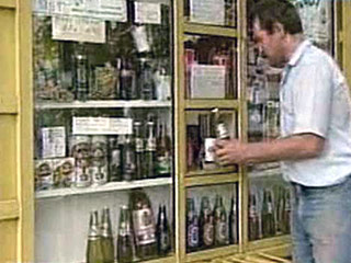 Глава службы одобрил законопроект, приравнивающий пиво к обычному алкоголю