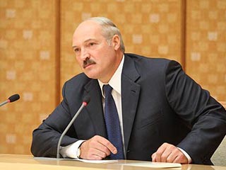Лукашенко напомнил Медведеву, что Россия не платит за свои базы в Белоруссии
