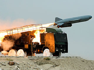 Иран в Персидском заливе провел успешные испытания пяти новых видов ракет