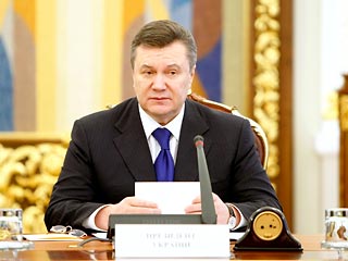 Янукович счел предложение Путина о масштабной кооперации в ядерной отрасли "интересным" и "перспективным"