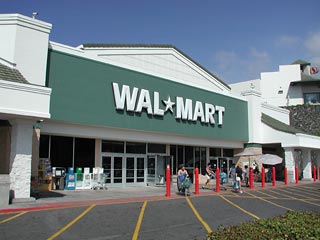 Популярной в США сети магазинов Wal-Mart грозит многомиллиардный штраф за дискриминацию женщин