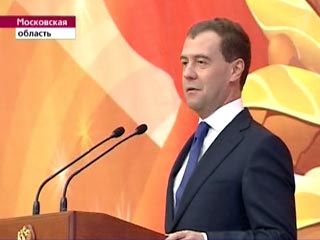 Медведев предложил поставить членам правительства успокаивающую музыку: вдохновился примером госпиталя для ветеранов 