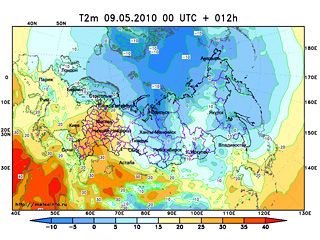 С 15 до 18 часов опасно находится на солнцепеке в Московской области - столбики термометров могут подняться до 30 градусов и выше