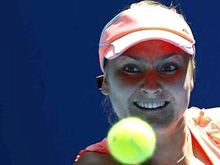 Петрова обыграла Павлюченкову на теннисном турнире в Мадриде