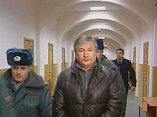 Экс-сенатора Изместьева, обвиняемого в терроризме, не отпустили из СИЗО за 25 млн рублей
