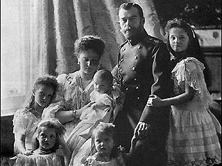 Дом Романовых не согласился с выводами СКП о том, что члены царской семьи стали жертвами обычных уголовников, полагая, что Романовы были лишены жизни от имени государства