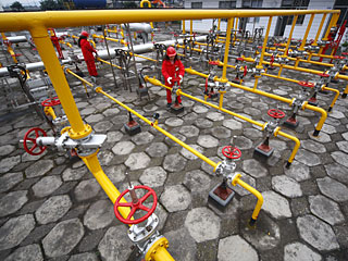 "Газпром" и Китайская национальная нефтегазовая корпорация (CNPC) в рамках очередного раунда переговоров обменялись обновленными ценовыми предложениями по поставкам российского газа в Китай