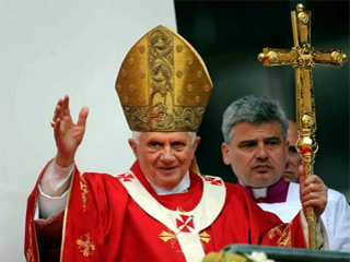 Завершился визит Бенедикта XVI в Португалию