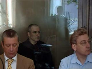В Хамовническом суде Москвы завершился допрос бывшего главы ЮКОСа Михаила Ходорковского, который обвиняется в хищении нефти и легализации денежных средств