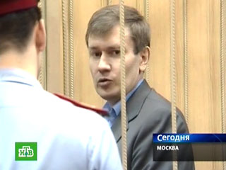 Адвокат Грабового просит возбудить дело против прокурора, оспорившего УДО