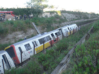 Пассажирский поезд сошел с путей на испанском острове Майорка: много пострадавших