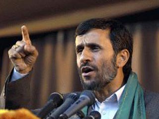 Иранцы прервали публичное выступление Ахмади Нежада требованиями работы