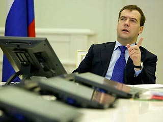 Медведев: кризисная экономика должа опереться на культуру и нравственность