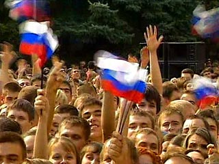 На идентичность российской молодежи из бюджета хотят потратить 22 млрд рублей