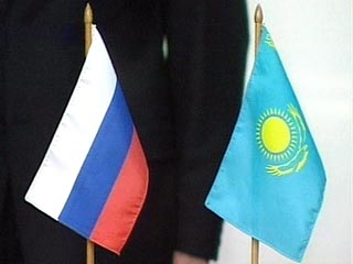 Россия и Казахстан запускают с 1 июля Таможенный союз на двусторонней основе и надеются, что Белоруссия к нему присоединится. В противном случае интеграционный процесс пойдет без нее. Россия и Казахстан также готовы вдвоем вступать в ВТО