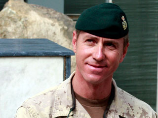 Бригадный генерал Дэниел Менар снят с поста командующего канадским контингентом в Афганистане