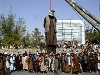 Афганский парламентарий хочет публично казнить мусульман, ставших христианами