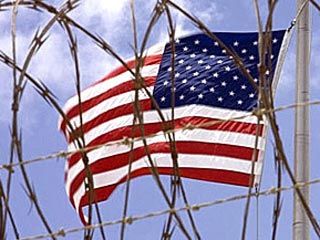 Администрация Джорджа Буша проводила незаконные и аморальные опыты над заключенными, находящимися в застенках ЦРУ