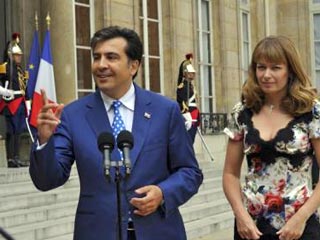 Саакашвили опередил Путина в Париже: эксперты говорят об оттепели в отношениях Франции и Грузии