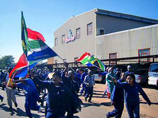 Работники южноафриканской энергетической монополии Еskom объявили о начале забастовки, угрожая обесточить чемпионат мира по футболу