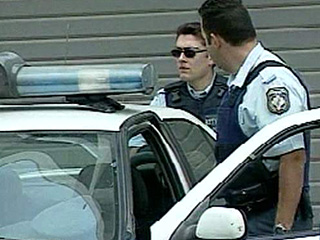 Греческая полиция ищет преступников, совершивших дерзкое ограбление банка