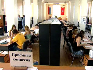 В вузах российской столицы начинают работу приемные комиссии