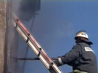 Один человек погиб на пожаре в 16- этажном жилом доме на юго-западе Москвы