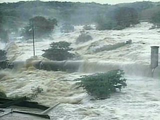 Тысячи человек пропали без вести в Бразилии в результате наводнения